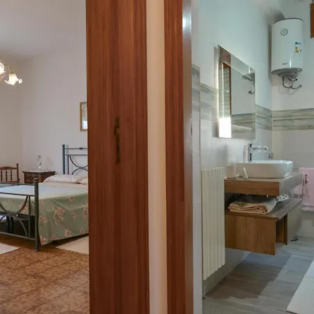 2 Bedroom Lovely In Apartamento *
