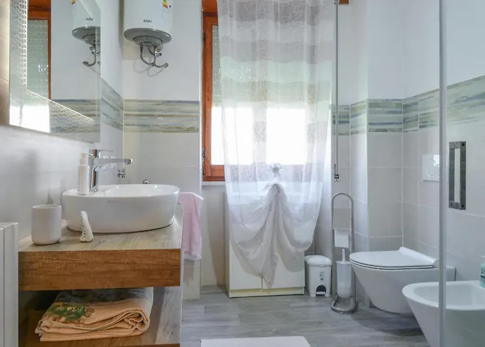 Appartement 2 Bedroom Lovely In *
